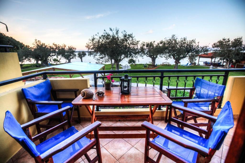 Anna Karra Studios & Apartments Vourvourou Bilik gambar