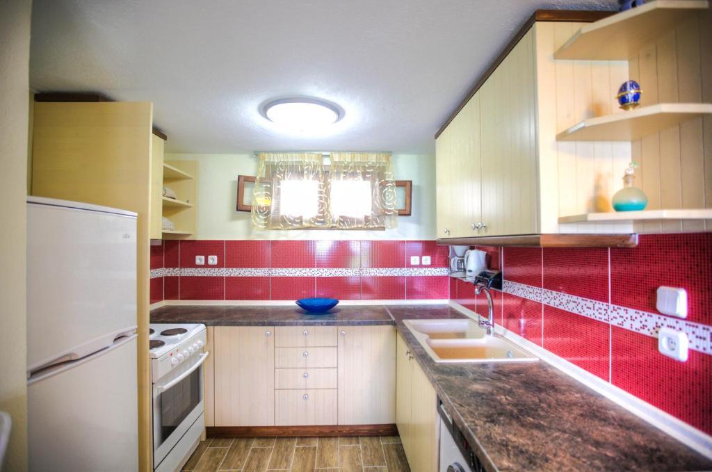 Anna Karra Studios & Apartments Vourvourou Bilik gambar